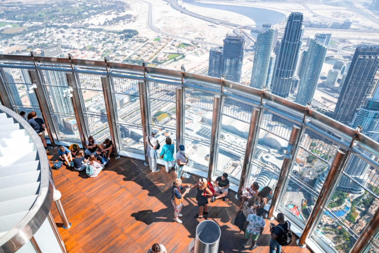 Sky High Burj Tour
